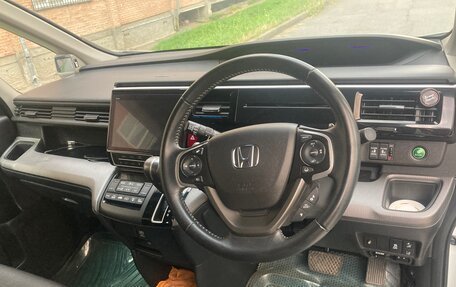 Honda Stepwgn IV, 2021 год, 2 500 000 рублей, 13 фотография