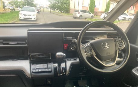 Honda Stepwgn IV, 2021 год, 2 500 000 рублей, 19 фотография