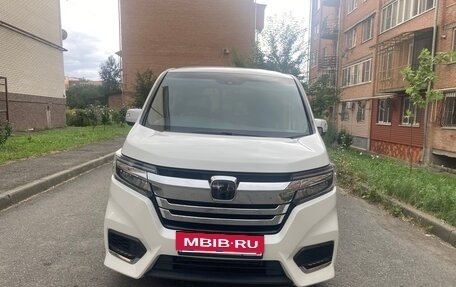 Honda Stepwgn IV, 2021 год, 2 500 000 рублей, 11 фотография
