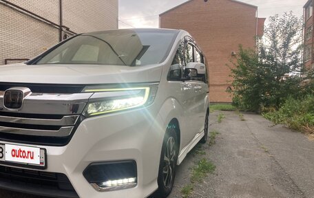 Honda Stepwgn IV, 2021 год, 2 500 000 рублей, 32 фотография