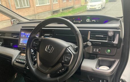 Honda Stepwgn IV, 2021 год, 2 500 000 рублей, 36 фотография