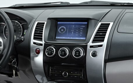 Mitsubishi Pajero Sport II рестайлинг, 2013 год, 1 749 000 рублей, 9 фотография