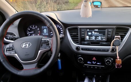 Hyundai Solaris II рестайлинг, 2017 год, 1 200 000 рублей, 7 фотография