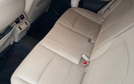 Subaru Outback IV рестайлинг, 2020 год, 3 250 000 рублей, 4 фотография