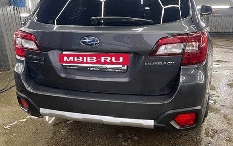 Subaru Outback IV рестайлинг, 2020 год, 3 250 000 рублей, 6 фотография