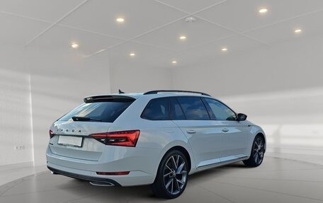 Skoda Superb III рестайлинг, 2023 год, 4 000 000 рублей, 3 фотография
