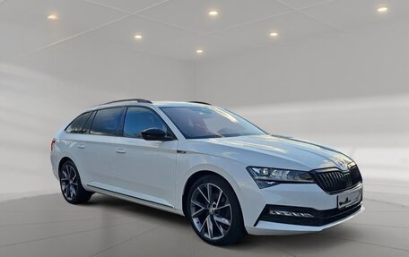 Skoda Superb III рестайлинг, 2023 год, 4 000 000 рублей, 2 фотография