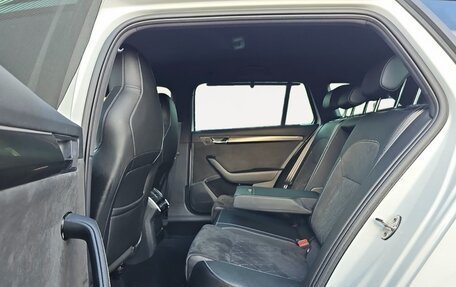 Skoda Superb III рестайлинг, 2023 год, 4 000 000 рублей, 15 фотография