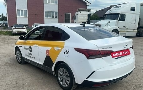 Hyundai Solaris II рестайлинг, 2021 год, 1 270 000 рублей, 4 фотография