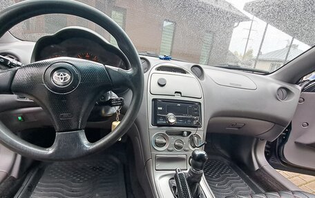 Toyota Celica VII рестайлинг, 2001 год, 850 000 рублей, 12 фотография