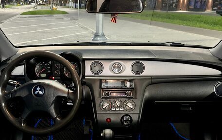 Mitsubishi Outlander III рестайлинг 3, 2003 год, 490 000 рублей, 9 фотография
