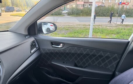 Hyundai Solaris II рестайлинг, 2020 год, 1 230 000 рублей, 19 фотография