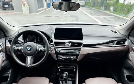 BMW X1, 2022 год, 2 300 000 рублей, 10 фотография