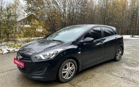 Hyundai i30 II рестайлинг, 2012 год, 900 000 рублей, 2 фотография