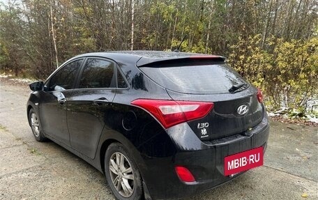 Hyundai i30 II рестайлинг, 2012 год, 900 000 рублей, 5 фотография