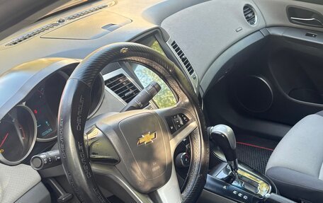 Chevrolet Cruze II, 2010 год, 645 000 рублей, 1 фотография