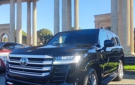 Toyota Land Cruiser, 2023 год, 12 500 000 рублей, 2 фотография