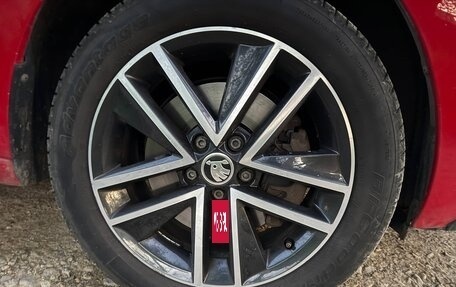 Skoda Rapid I, 2018 год, 1 300 000 рублей, 14 фотография