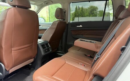 Volkswagen Atlas I, 2023 год, 4 900 000 рублей, 8 фотография