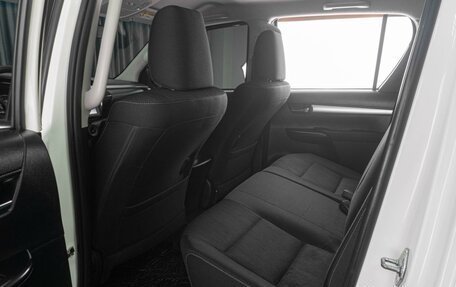 Toyota Hilux VIII, 2022 год, 3 739 000 рублей, 11 фотография