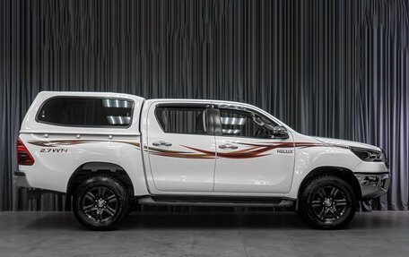 Toyota Hilux VIII, 2022 год, 3 739 000 рублей, 5 фотография