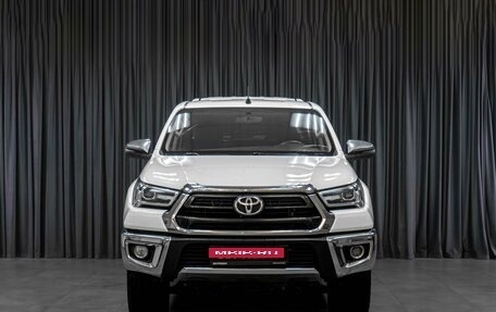 Toyota Hilux VIII, 2022 год, 3 739 000 рублей, 3 фотография