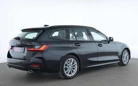 BMW 3 серия, 2023 год, 3 750 000 рублей, 8 фотография