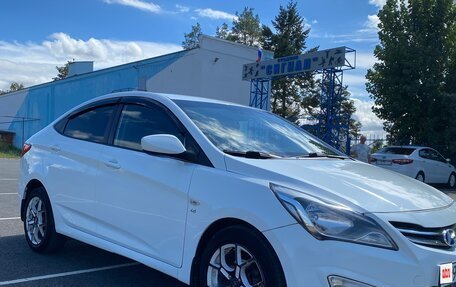 Hyundai Solaris II рестайлинг, 2014 год, 940 000 рублей, 3 фотография