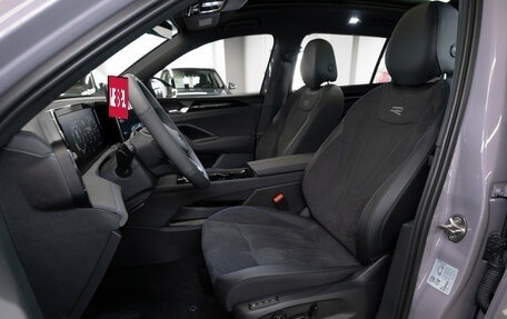 Volkswagen Tiguan, 2026 год, 5 000 000 рублей, 14 фотография