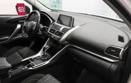 Mitsubishi Eclipse Cross, 2019 год, 1 950 000 рублей, 8 фотография
