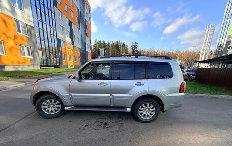 Mitsubishi Pajero IV, 2013 год, 2 070 000 рублей, 4 фотография
