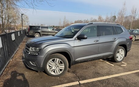 Volkswagen Teramont I, 2018 год, 2 950 000 рублей, 3 фотография