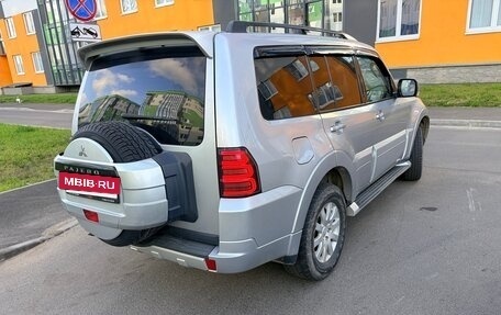 Mitsubishi Pajero IV, 2013 год, 2 070 000 рублей, 9 фотография