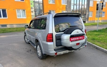 Mitsubishi Pajero IV, 2013 год, 2 070 000 рублей, 10 фотография