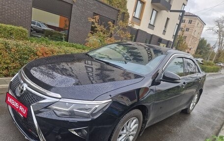 Toyota Camry, 2017 год, 2 150 000 рублей, 2 фотография
