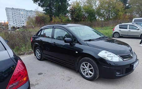 Nissan Tiida, 2010 год, 900 000 рублей, 2 фотография