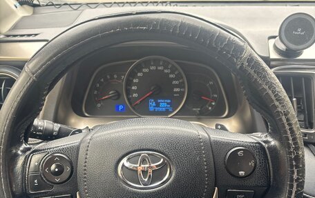 Toyota RAV4, 2015 год, 2 050 000 рублей, 13 фотография