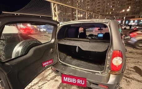 Chevrolet Niva I рестайлинг, 2012 год, 260 000 рублей, 17 фотография