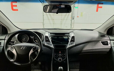 Hyundai Elantra V, 2015 год, 1 040 000 рублей, 17 фотография