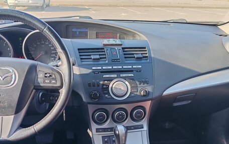 Mazda 3, 2011 год, 650 000 рублей, 31 фотография