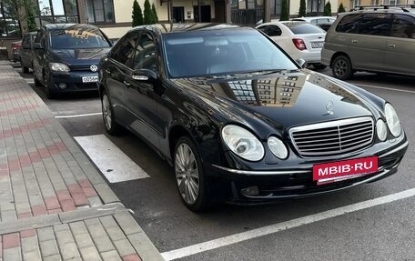 Mercedes-Benz E-Класс, 2005 год, 1 200 000 рублей, 4 фотография