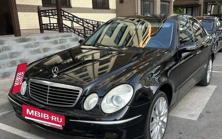 Mercedes-Benz E-Класс, 2005 год, 1 200 000 рублей, 6 фотография