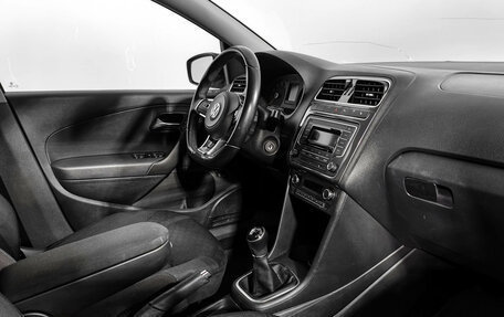 Volkswagen Polo VI (EU Market), 2019 год, 1 085 000 рублей, 13 фотография