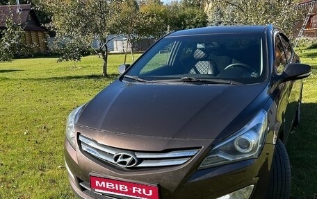 Hyundai Solaris II рестайлинг, 2014 год, 999 000 рублей, 1 фотография