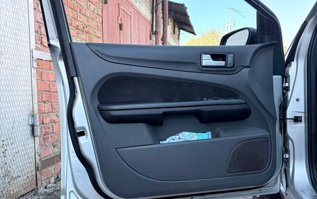 Ford Focus II рестайлинг, 2006 год, 450 000 рублей, 13 фотография