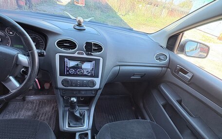 Ford Focus II рестайлинг, 2006 год, 450 000 рублей, 16 фотография