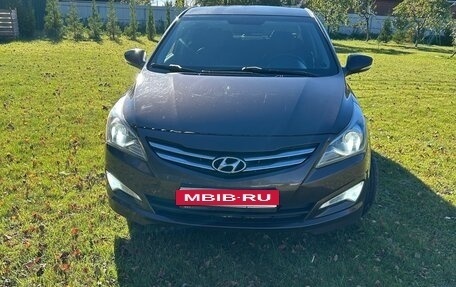 Hyundai Solaris II рестайлинг, 2014 год, 999 000 рублей, 5 фотография