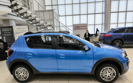 Renault Sandero II рестайлинг, 2017 год, 990 000 рублей, 5 фотография
