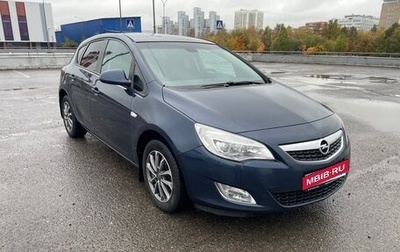 Opel Astra J, 2010 год, 640 000 рублей, 1 фотография
