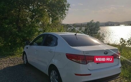 KIA Rio III рестайлинг, 2016 год, 1 067 000 рублей, 6 фотография